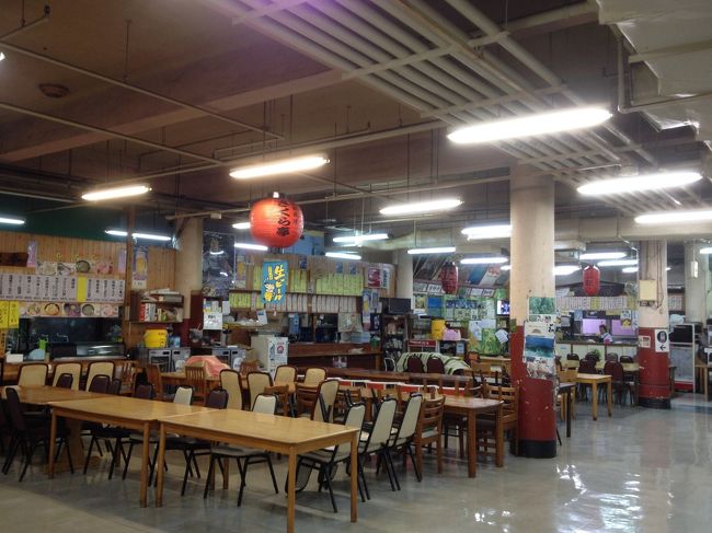 市場で購入した魚など<br />調理して食べさせてくれるみたい！<br /><br />朝食…ここにすればよかったかなぁ