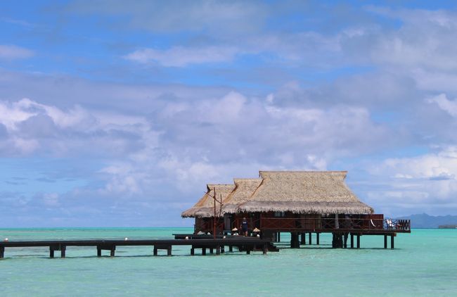 水上バンガロー
