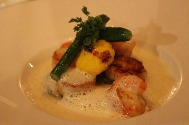 海老と帆立のソテー<br /><br />とっても美味しい。