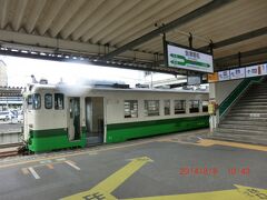 喜多方から17分で会津若松に到着しました。
列車に乗って風にあたる‥滅多にできない体験をしました。
もっと乗っていたかったです。