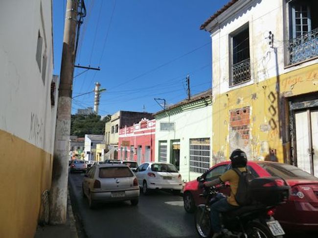 路地を歩くとこんな感じ。<br />