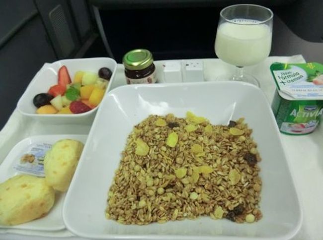 別メニューのシリアル<br />