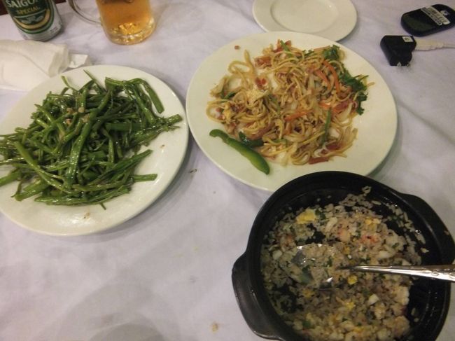 マッサージの後、最後の晩餐<br /><br />明日の夜には、日本の向けて出発なんです