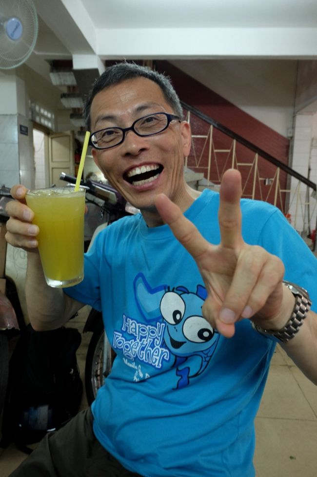 食後はサトウキビジュース<br /><br />おいしい！！！