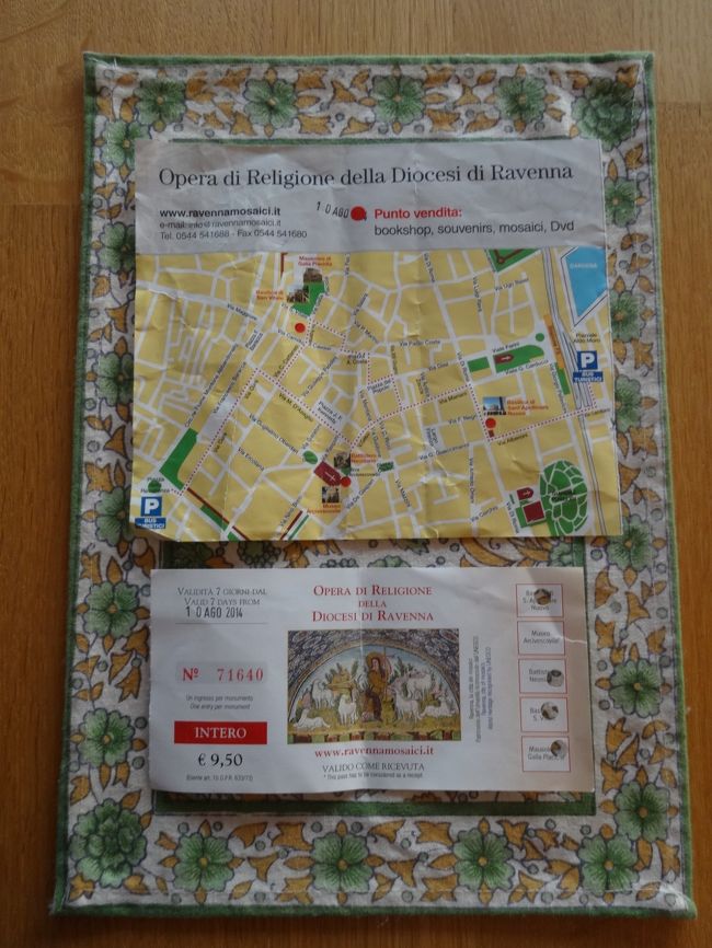 さぁ朝９時です。<br /><br />モザイクめぐりの共通チケット９.５ユーロ買いました。<br /><br />７日間有効ですが、滞在可能時間は３時間、全部まわれるかなぁ。<br />