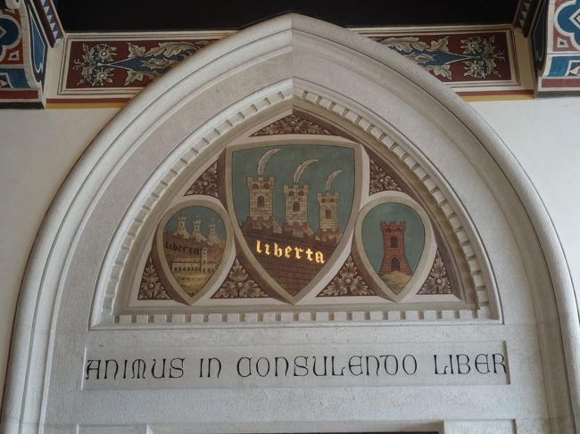 サン・マリノ共和国のマーク、３つの砦です。