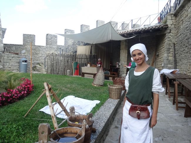 グアイタ砦に入ると、満面の微笑みで、お迎え。