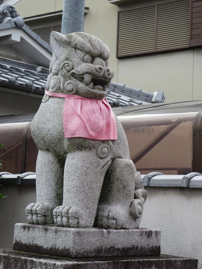 こちらは、紅白の前かけが素敵ですね！