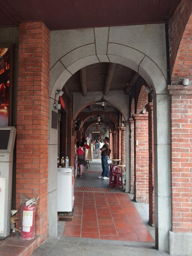 三峡老街といえば、このアングルでしょうか。