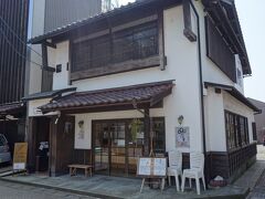 例のジェラート屋さん。