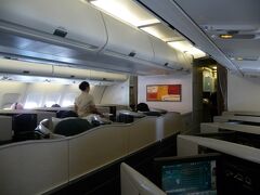 早くも、バンコク滞在2日間が終わってしまい、帰りの機内。