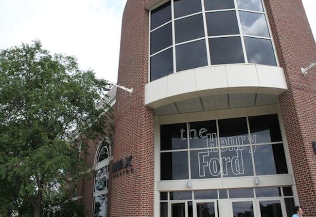 やって来たのは、ヘンリーフォードミュージアム。<br />あの、車のフォードです。<br />