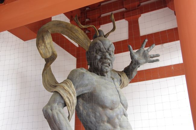 こんな立派な金剛力士も