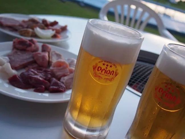 竹富島を後にし、ホテルへ。<br />夕飯はホテルでBBQ！！！！<br />テンションマッッックス！！！！