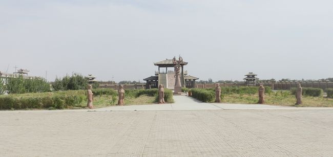 中国・新疆ウイグル自治区、シルクロードとタクラマカン砂漠を行く!No2