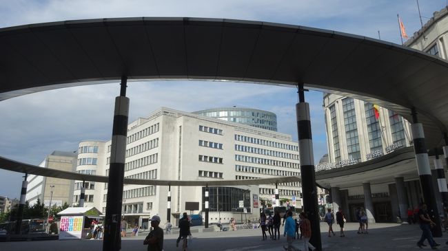 週末を過ごしたブルージュから、ブリュッセルへ戻ってきました。