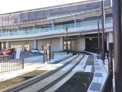 高岡駅の１階に入っていく場所です。
まだ真新しいですね。