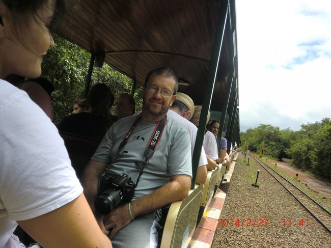 公園内のトラム