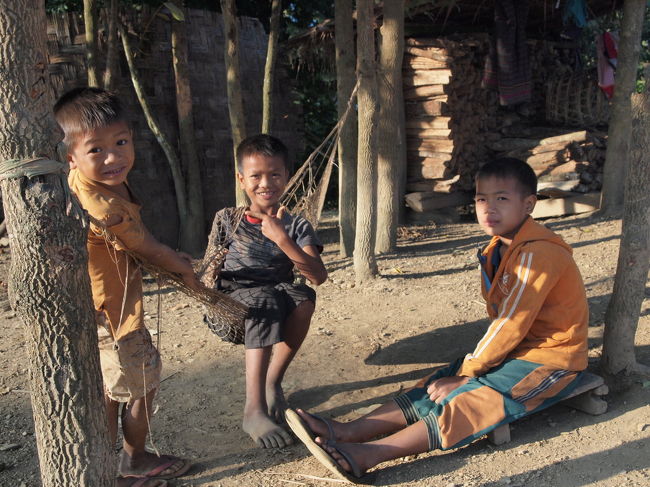 くつろぐこどもたちです。