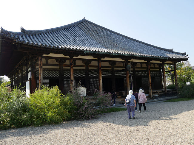 極楽坊本堂（国宝）