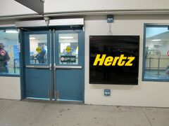 バンクーバー国際空港（YVR）のハーツ（Hertz）にレンタカーを返しました。
2日間の走行距離は306キロでした。

ウィスラーはバンクーバーから手軽に行けるので、日本からのゲストを連れて行くには良い場所です。
2日目は天気もよく、日本からのゲストにも カナダらしい景色を味わってもらい満足してもらえました。