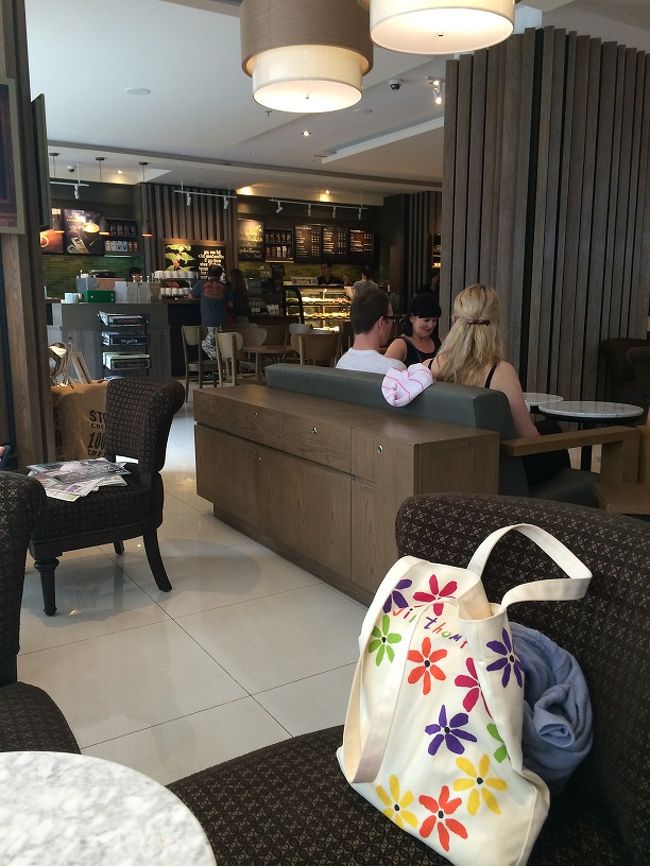 土曜日の早い時間の予約で、翌日の13：00しか取れません。<br /><br />週末は、相変わらずの人気ですね〜<br /><br /><br />