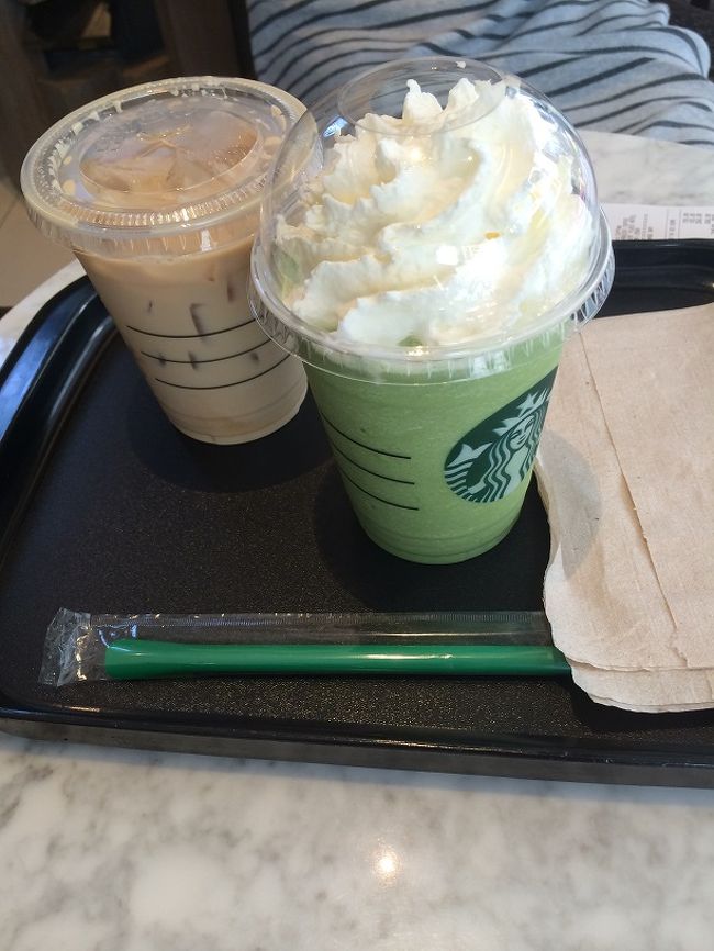 して、再び病院に行きたいのですが、<br /><br />時間が余ってるので、スタバで休憩。<br />