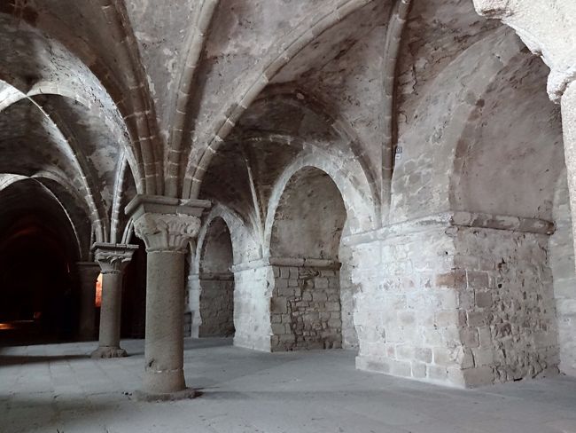 修道僧の遊歩道。<br />リフレッシュルーム？