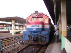 2007.09.09　順天
蜜陽から慶全線に乗り継いで順天へ。急行ムグンファ号だが、地方の路線ではほぼ各駅停車だ。当時は非電化ローカル線の要衝であった。