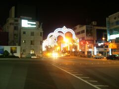 2007.09.09　木浦
木浦から益山乗り継ぎ麗水まで夜行列車をはしご。益山駅は深夜でもすごく客が多かった気がする。麗水では歴史の授業で習った李瞬臣の像を見に行く。元寇のお礼参り…というわけではないのだが、欲を出しすぎてあんま評価できない最期だったらしい。