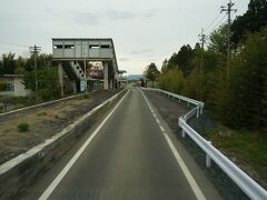 海岸から少し離れると
駅は残っているところも