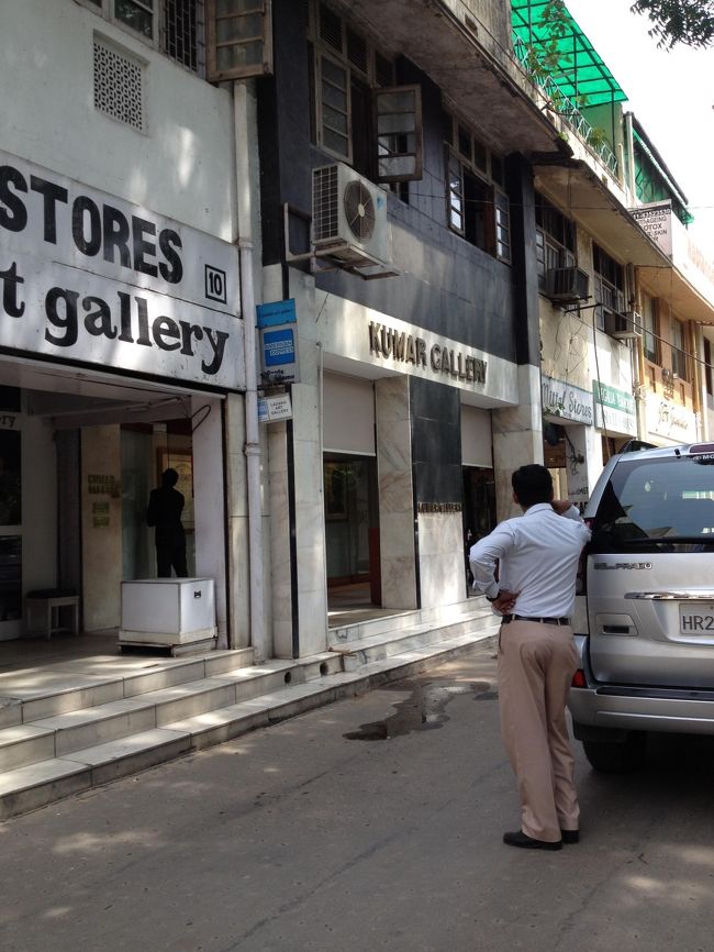 ミッタルティーストアにて紅茶やスパイスなどを購入しました。<br /><br />試飲もさせてもらえましたよ。