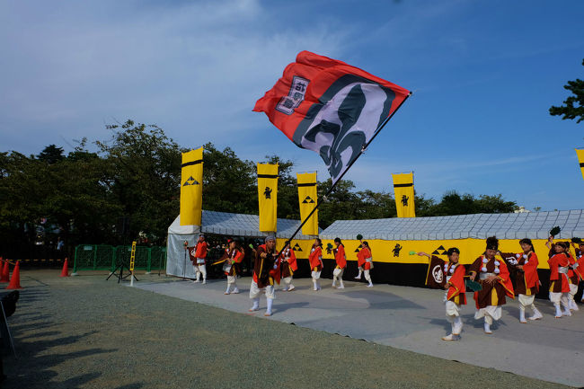 自由行動　添乗員さんのその旨伝えて<br /><br />　集合時間厳守で<br /><br />　　一人、、<br /><br />　　カメラを構える。