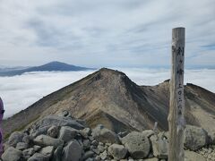 南側には大日岳と御嶽山