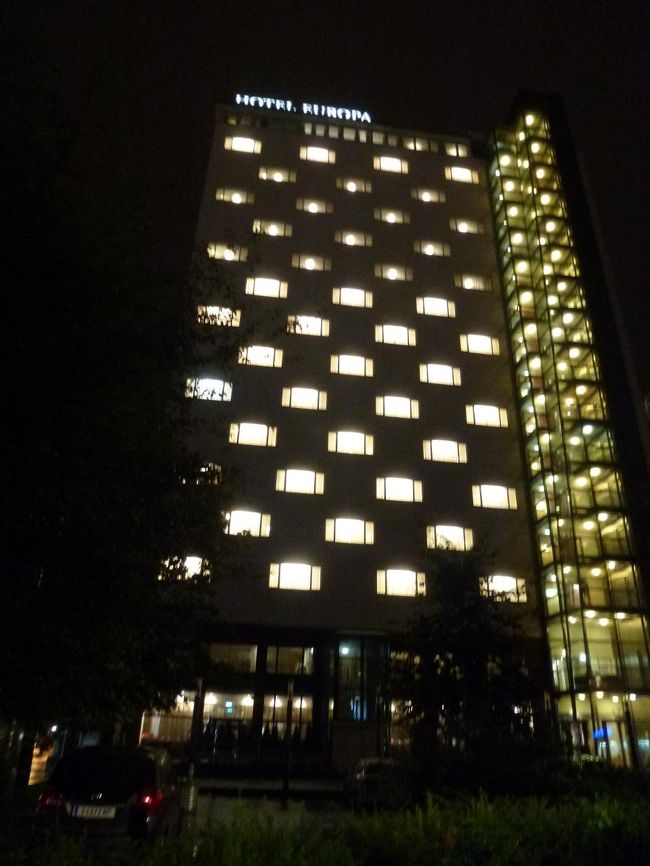 ザルツブルクのホテル。<br />駅から徒歩10秒くらい。笑