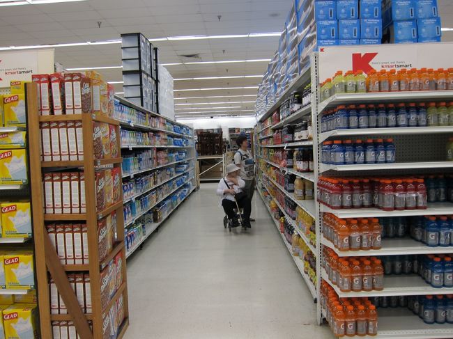 どれにしようかな？<br />母と姪。