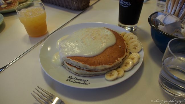 ナッツナッツパンケーキ。<br />意外と全部食べれます。美味しいっす。