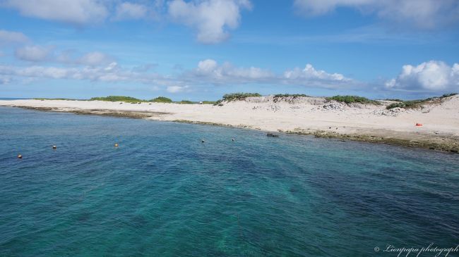 船で数十分<br />ナガンヌ島が見えてきました。<br />強く揺れる事もなく快適