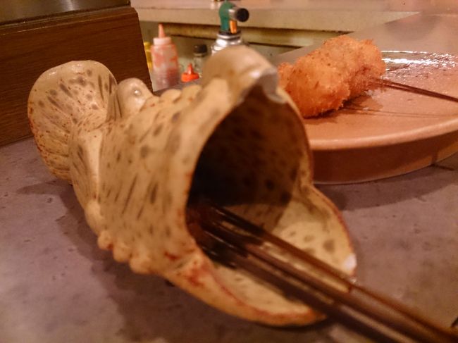 食後、そそくさとお店を出ました。(-_-;)