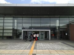 高鐵 桃園駅。