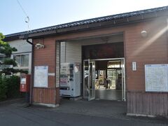 　隣の春江駅で下車します。