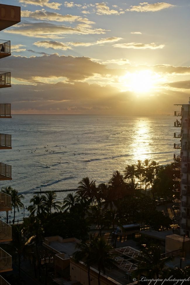 長い長い一日が終わりました。<br />明日も朝から仕事です。