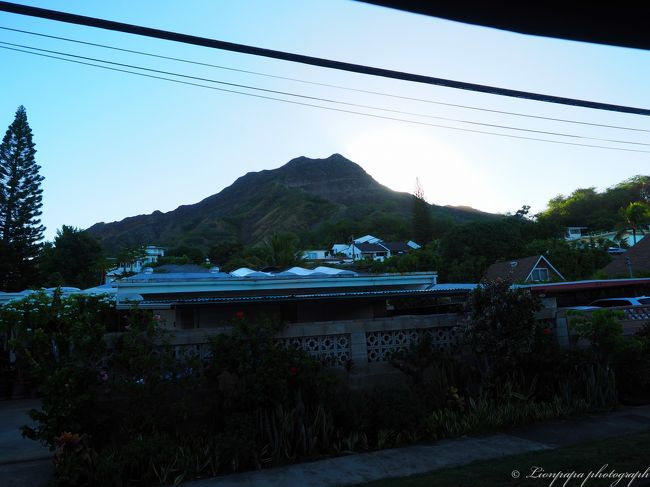 最終日<br />実は一人居残りでちょっと寂しい。<br />なので、早起きして早い時間にダイヤモンドヘッドに登ります。<br />