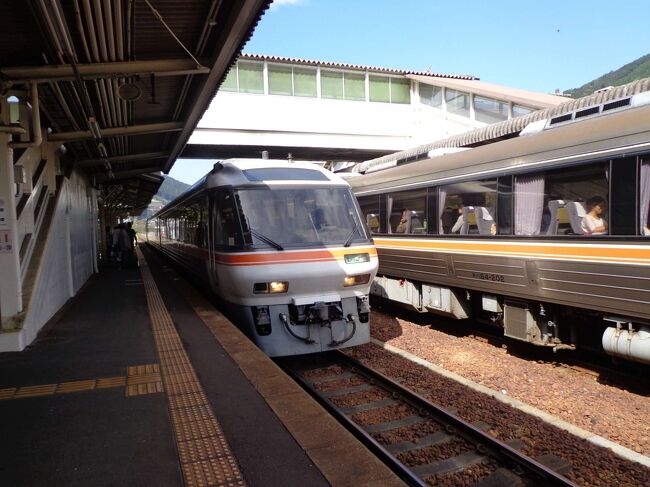 12:10 PM<br />電車が来ました。