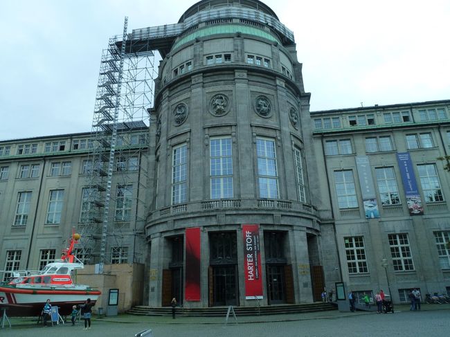 ドイツ博物館へ行きたかったのでオクトーバーフェストもそこそこに解散して1人博物館へ