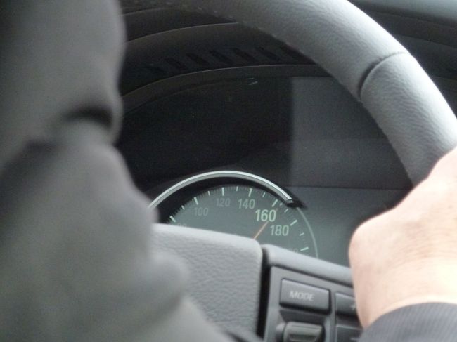 160キロ爆走〜。<br />750はぶっ飛ばしててもぶっ飛ばし感がないのよな〜