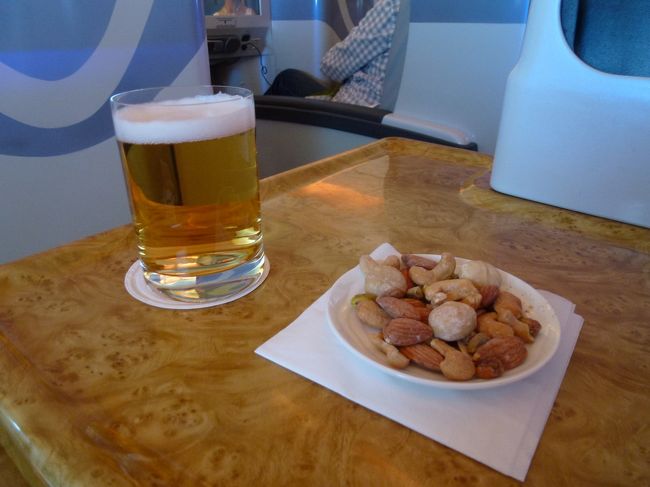 食事の前のドリンク。<br />ナッツが暖かくて美味しかった〜