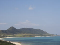 次は玉取崎展望台。ドラマLOSTのような風景。