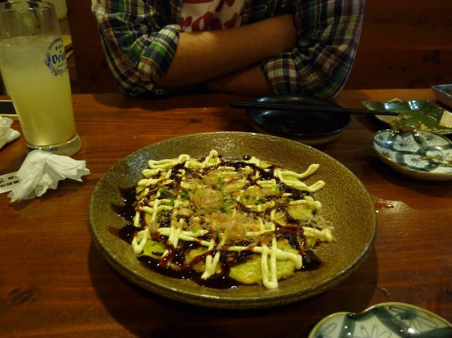 ひらや〜ち〜♪<br />他にも握り寿司など、色々頼みました！<br />お寿司で出てきたお魚も名前は忘れちゃいましたが、初めて食べるお魚でした♪<br /><br />お腹いっぱい。。明日の朝ごはん買ってホテルに帰ります。