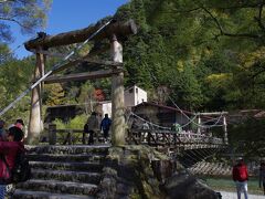 今の河童橋は確か5代目だったように記憶しています。